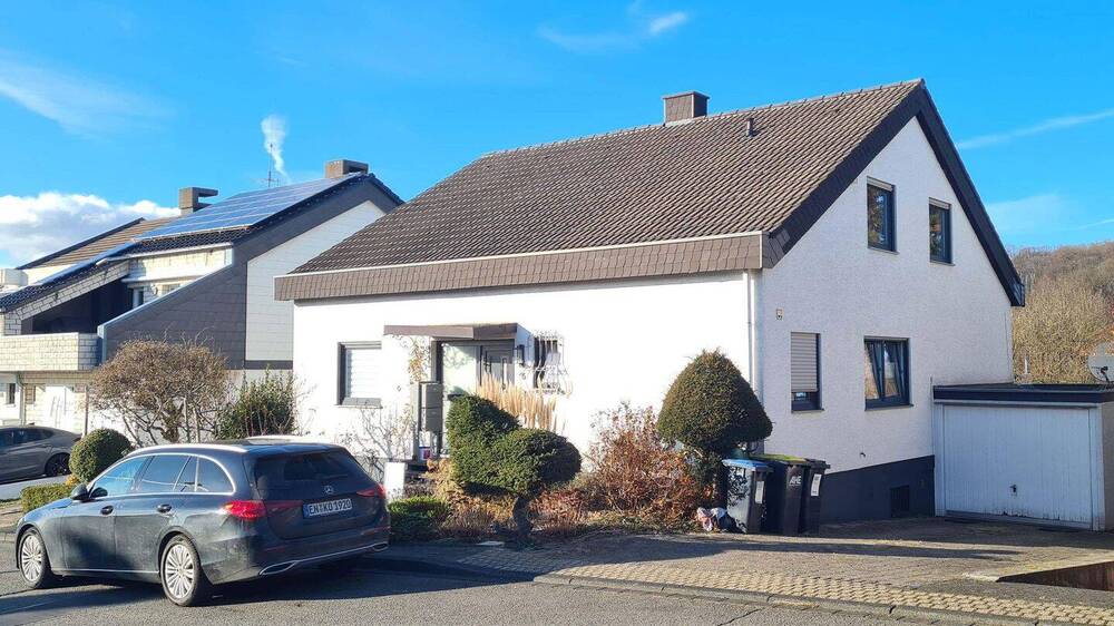 Einfamilienhaus Hagen Hohenlimburg - 7 Zimmer, 224 m&sup2;, 399.000&euro; | Angebot:25969944