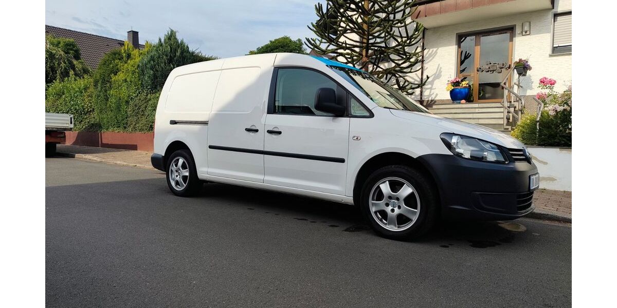 VW Caddy Maxi 124.600 km 8.900 &euro; Unna 59425
