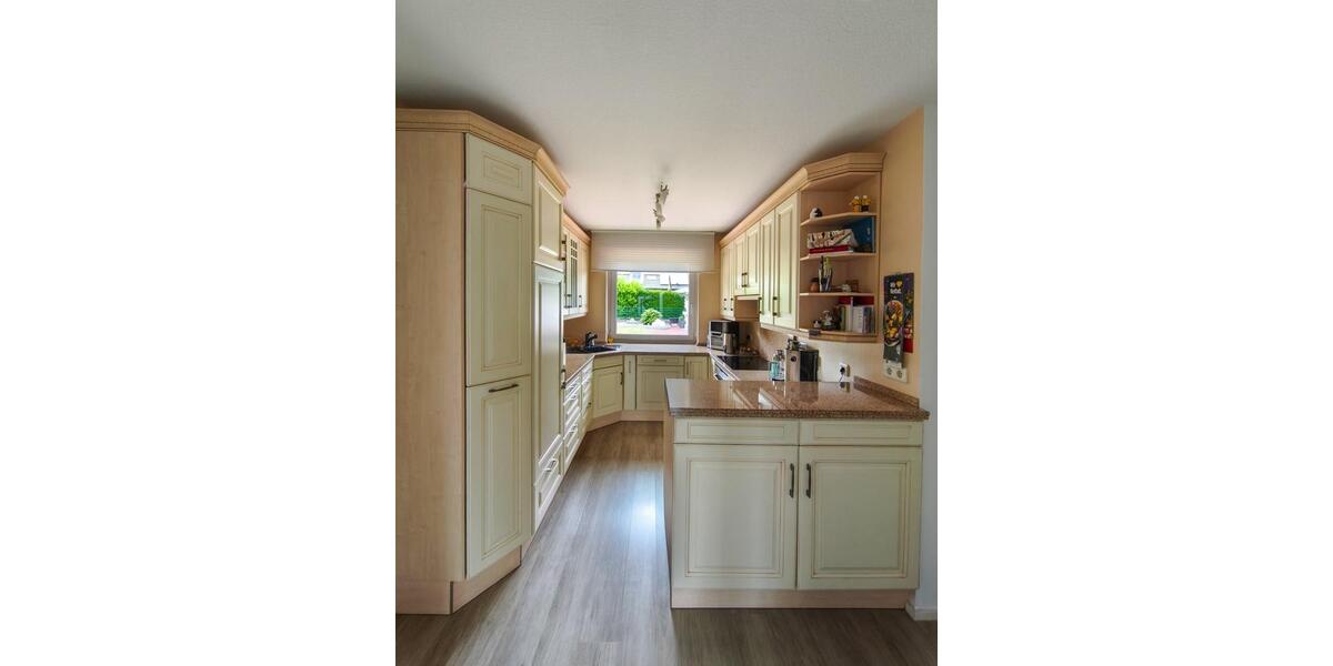Einfamilienhaus Kamen - 8 Zimmer, 220 m&sup2;, 439.000&euro; | Angebot:26985467