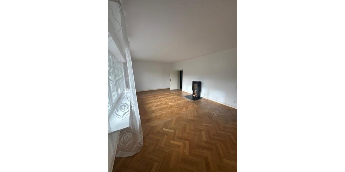 Einfamilienhaus Hagen Hagen-Mitte - 10 Zimmer, 260 m&sup2;, 569.000&euro; | Angebot:25294702