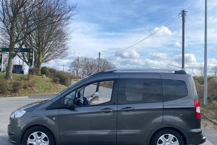 Ford Tourneo Courier 86.000 km 8.800 &euro; Dortmund 44309