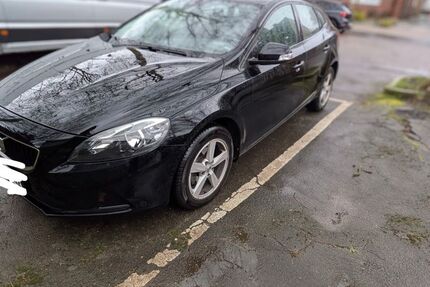 Volvo V40 114.199 km 9.999 &euro; Dortmund 44287