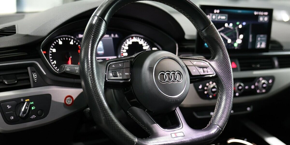 Audi A4 LIMOUSINE 30 TDI ADVANCED S-LINE SPORT / LED 143.000 km 22.777 &euro; Hamm 59077
