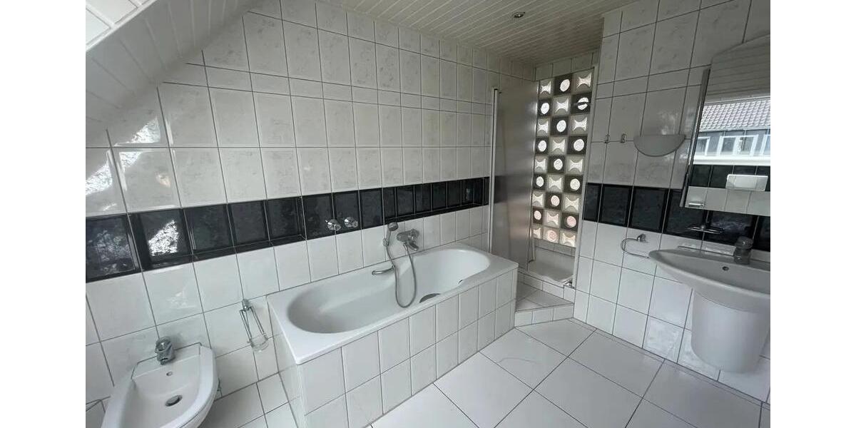 Einfamilienhaus Dortmund Eving - 5 Zimmer, 142 m&sup2;, 490.000&euro; | Angebot:26727957