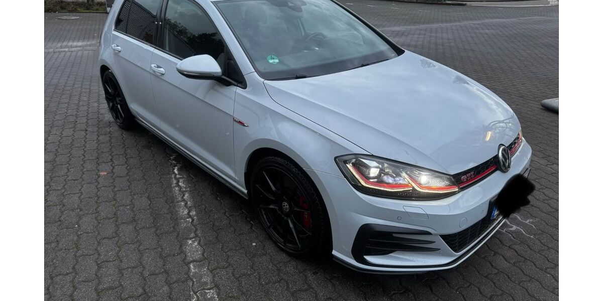 VW Golf 71.000 km 22.300 &euro; Recklinghausen 45665