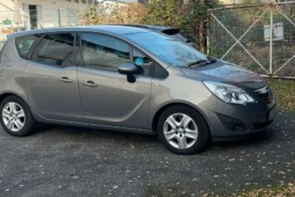 Opel Meriva 97.600 km 4.900 &euro; Bochum 44787
