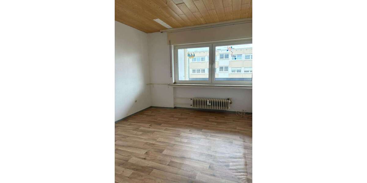 Etagenwohnung Lünen Brambauer - 3 Zimmer, 75 m&sup2;, 450&euro; | Angebot:25151792