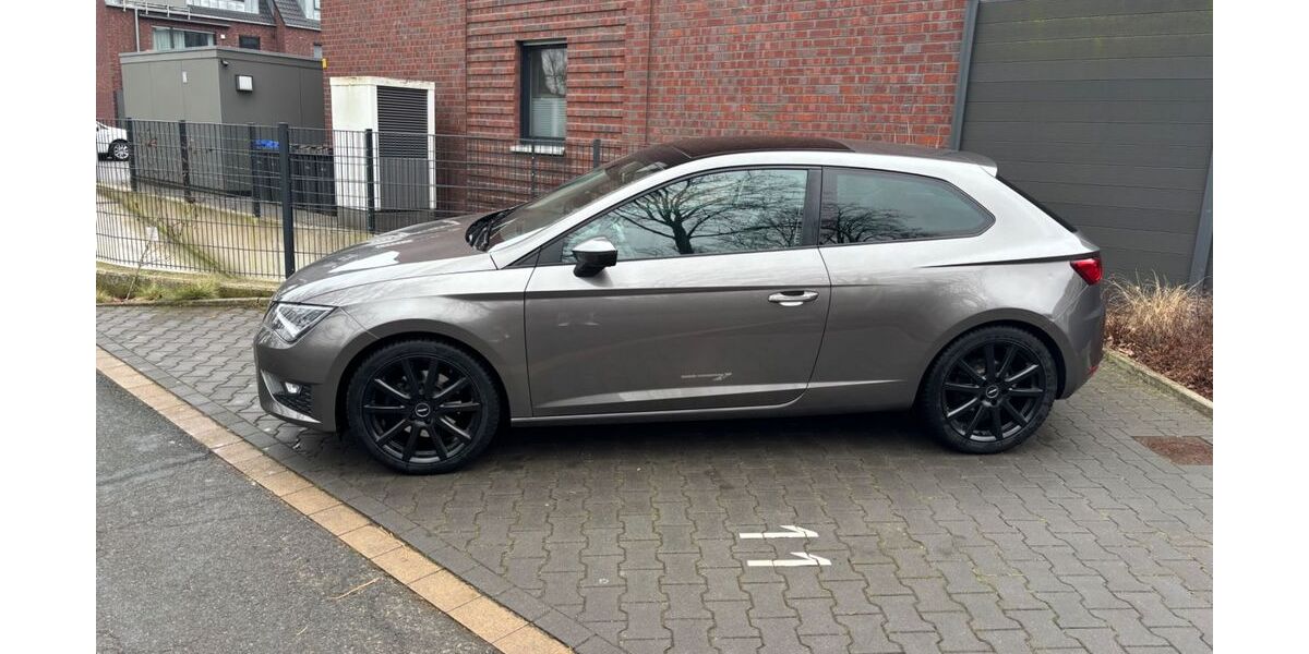 Seat Leon 141.900 km 10.999 &euro; Senden 48308
