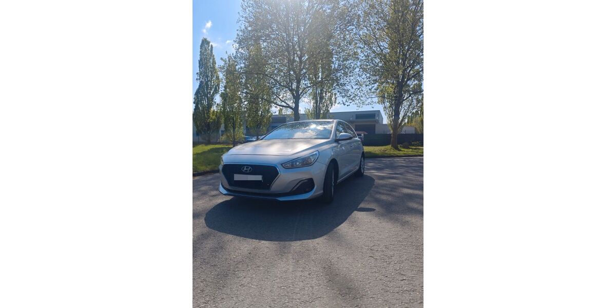 Hyundai i30 111.000 km 9.000 &euro; Herne 44625