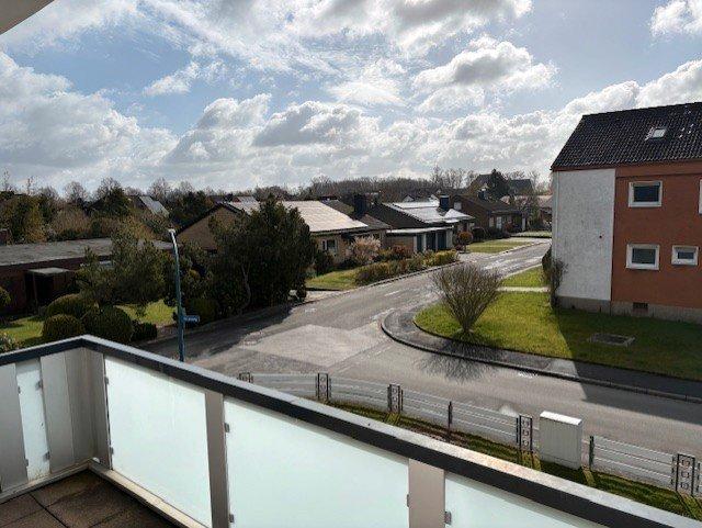 Etagenwohnung Holzwickede - 3.5 Zimmer, 93 m&sup2;, 880&euro; | Angebot:26254905