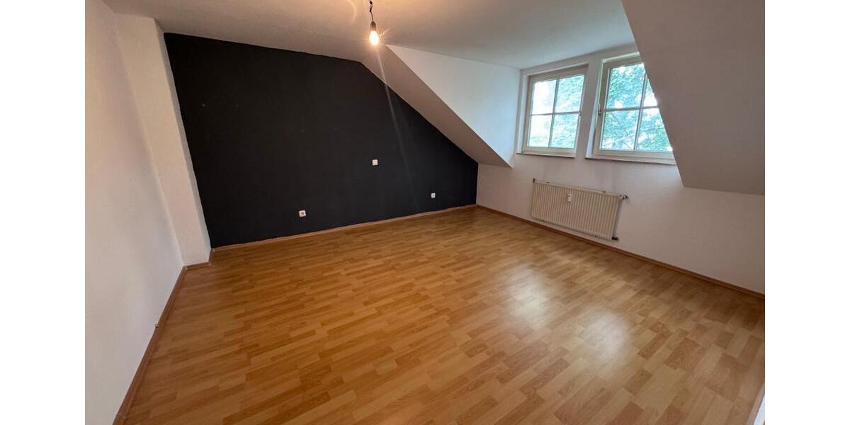 Dachgeschoßwohnung Herne Wanne-Bickern - 2.5 Zimmer, 72 m&sup2;, 470&euro; | Angebot:26704887
