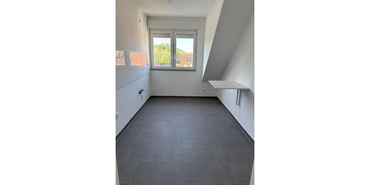 Dachgeschoßwohnung Hamm Daberg - 3.5 Zimmer, 75 m&sup2;, 750&euro; | Angebot:26683017