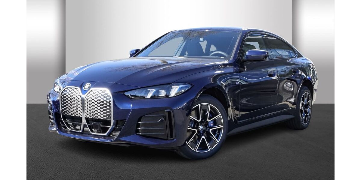 BMW i4 9.900 km 45.890 &euro; Bochum 44809