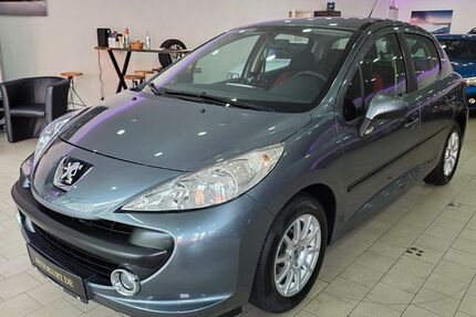 Peugeot 207 146.000 km 2.490 &euro; Recklinghausen 45661