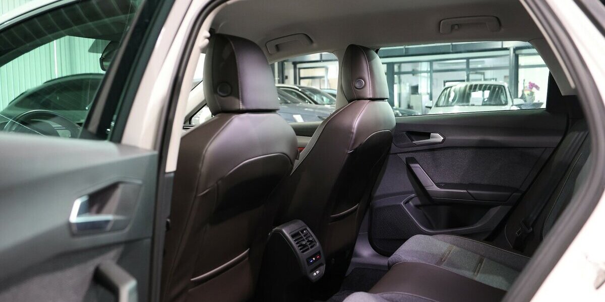 Seat Leon ST 2.0 TDI DSG XCELLENCE / LEDER / ACC+LANE 75.000 km 18.888 &euro; Hamm 59077
