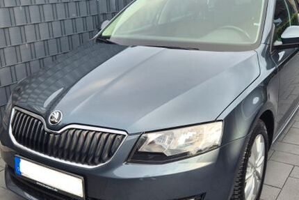 Skoda Octavia 128.000 km 11.950 &euro; Menden 58708