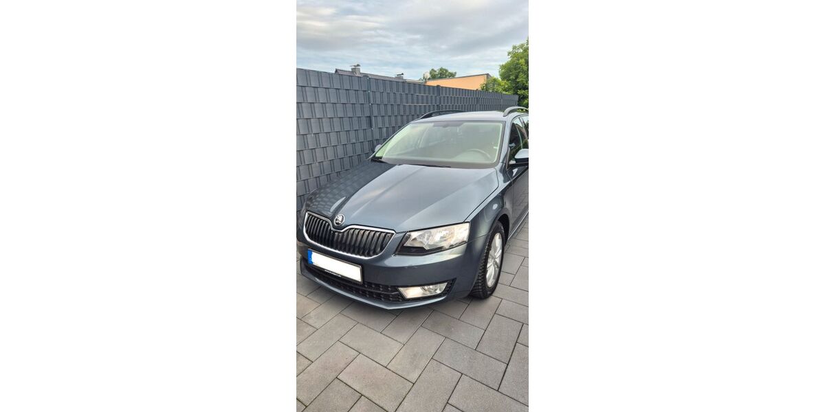 Skoda Octavia 128.000 km 11.950 &euro; Menden 58708