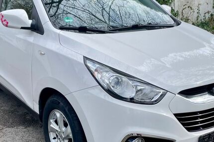 Hyundai ix35 119.000 km 6.250 &euro; Marl 45772