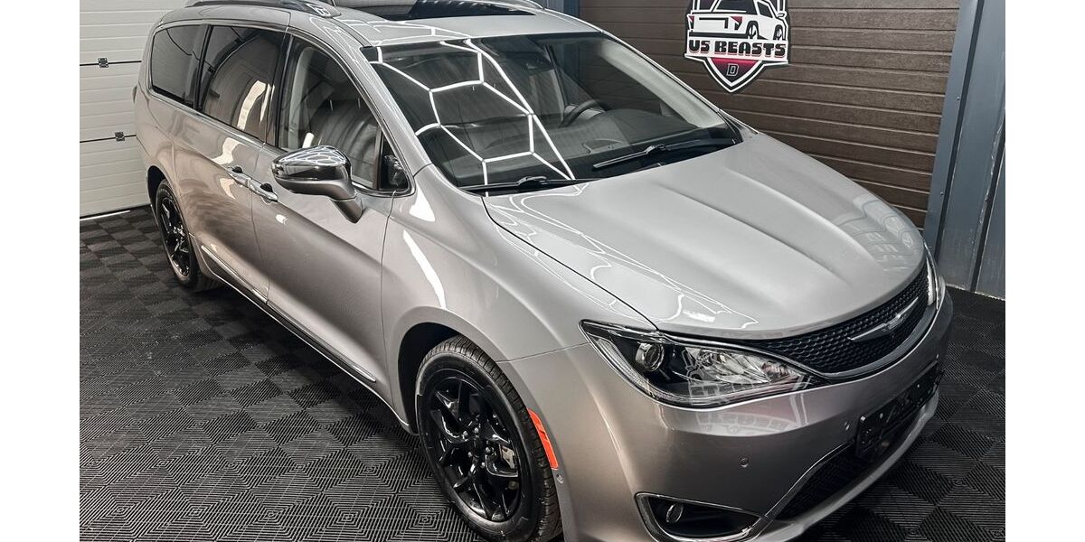 Chrysler Pacifica 61.000 km 26.990 &euro; Bochum 44809