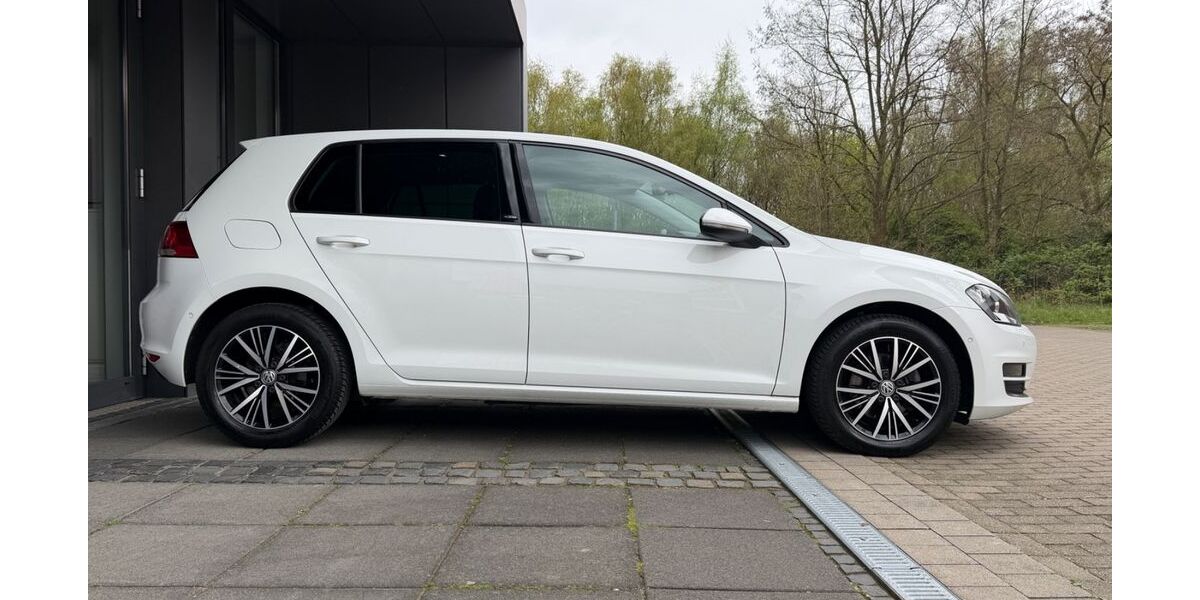 VW Golf 149.000 km 14.699 &euro; Lünen 44536
