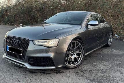 Audi RS5 96.000 km 33.999 &euro; Recklinghausen 45659