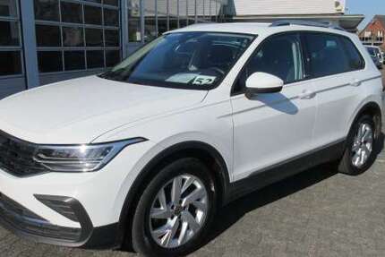 VW Tiguan Active 1.5 TSI DSG NAVI KAMERA ACC ALU 18 L 75.750 km 27.988 &euro; Bergkamen 59192