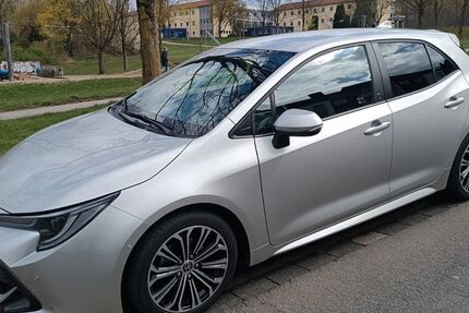 Toyota Corolla 33.700 km 24.850 &euro; Hagen 58093