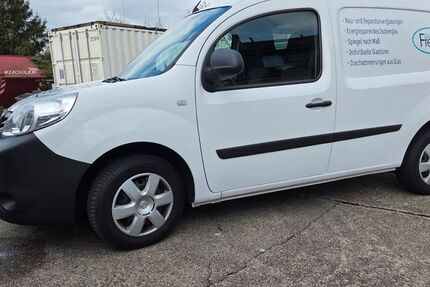 Nissan NV250 74.300 km 8.890 &euro; Castrop-Rauxel 44579