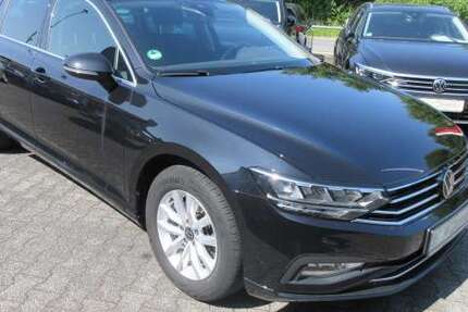 VW Passat Variant Business 1.5 TSI DSG NAVI ACC KAMER 65.930 km 24.788 &euro; Bergkamen 59192