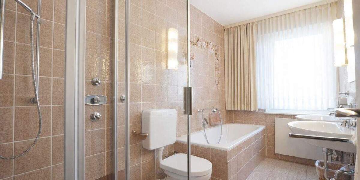 Mehrfamilienhaus, Wohnhaus Hagen Hohenlimburg - 1 Zimmer, 207 m&sup2;, 330.000&euro; | Angebot:25728988