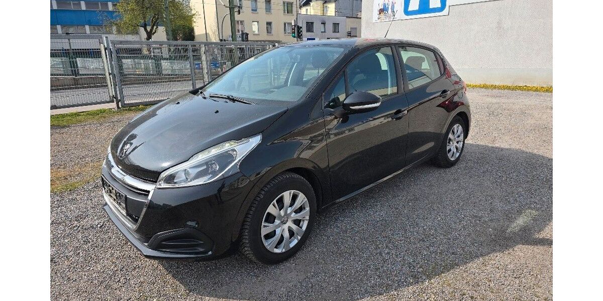 Peugeot 208 85.000 km 5.800 &euro; Dortmund 44145
