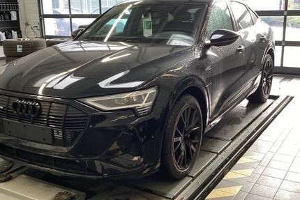Audi e-tron 27.908 km 31.575 &euro; Hagen 58091