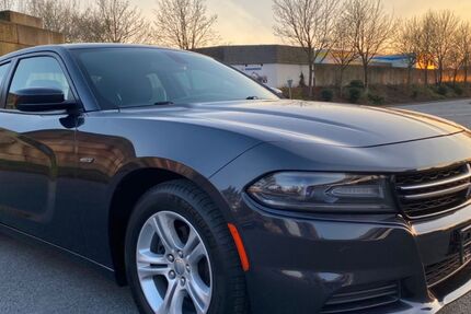 Dodge Charger 47.000 km 18.799 &euro; Hamm 59077