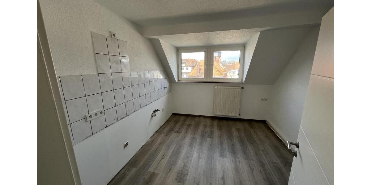 Dachgeschoßwohnung Dortmund Huckarde - 3 Zimmer, 61 m&sup2;, 550&euro; | Angebot:26493776