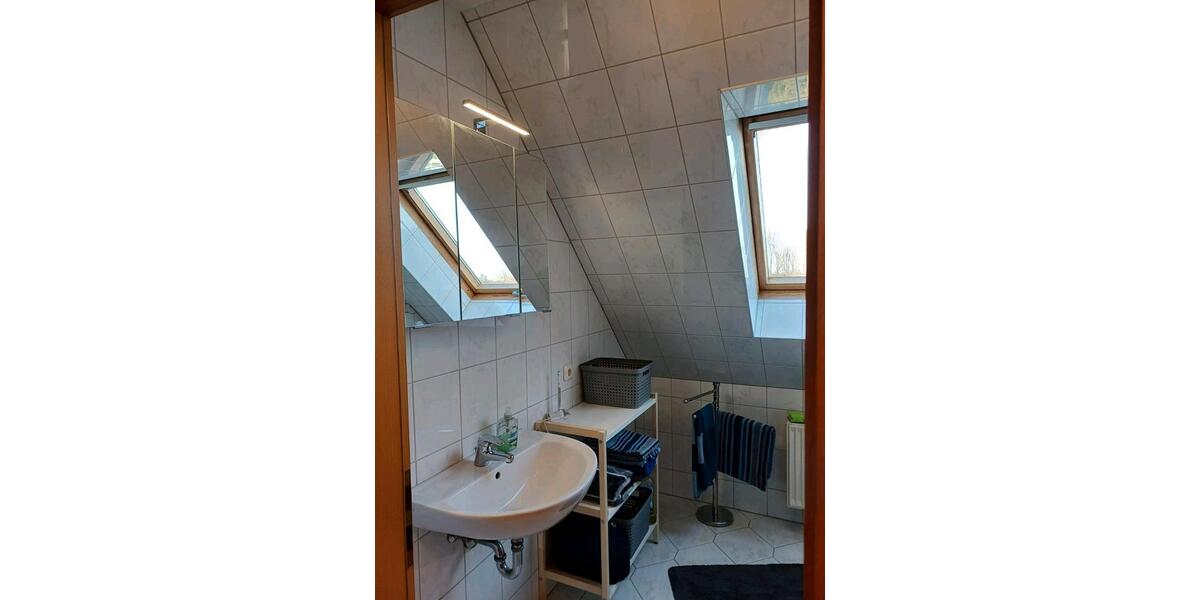 Dachgeschoßwohnung Unna Hemmerde - 2.5 Zimmer, 60 m&sup2;, 590&euro; | Angebot:26610419