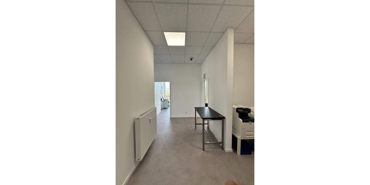 Gewerbeobjekt Holzwickede - 6 Zimmer, 138 m&sup2;, 1.750&euro; | Angebot:25689723