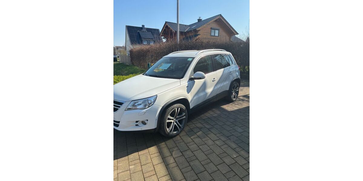 VW Tiguan 142.000 km 6.500 &euro; Werl-Büderich 59457