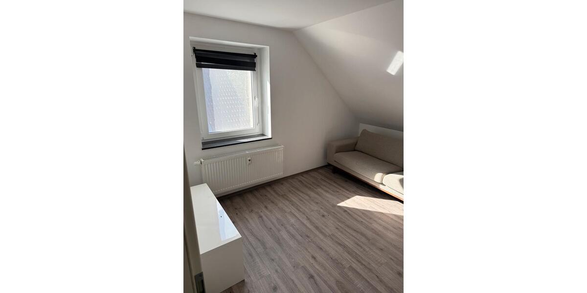 Dachgeschoßwohnung Herne Eickel - 2 Zimmer, 38 m&sup2;, 550&euro; | Angebot:25484271