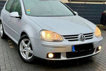 VW Golf 150.000 km 3.499 &euro; Selm 59379
