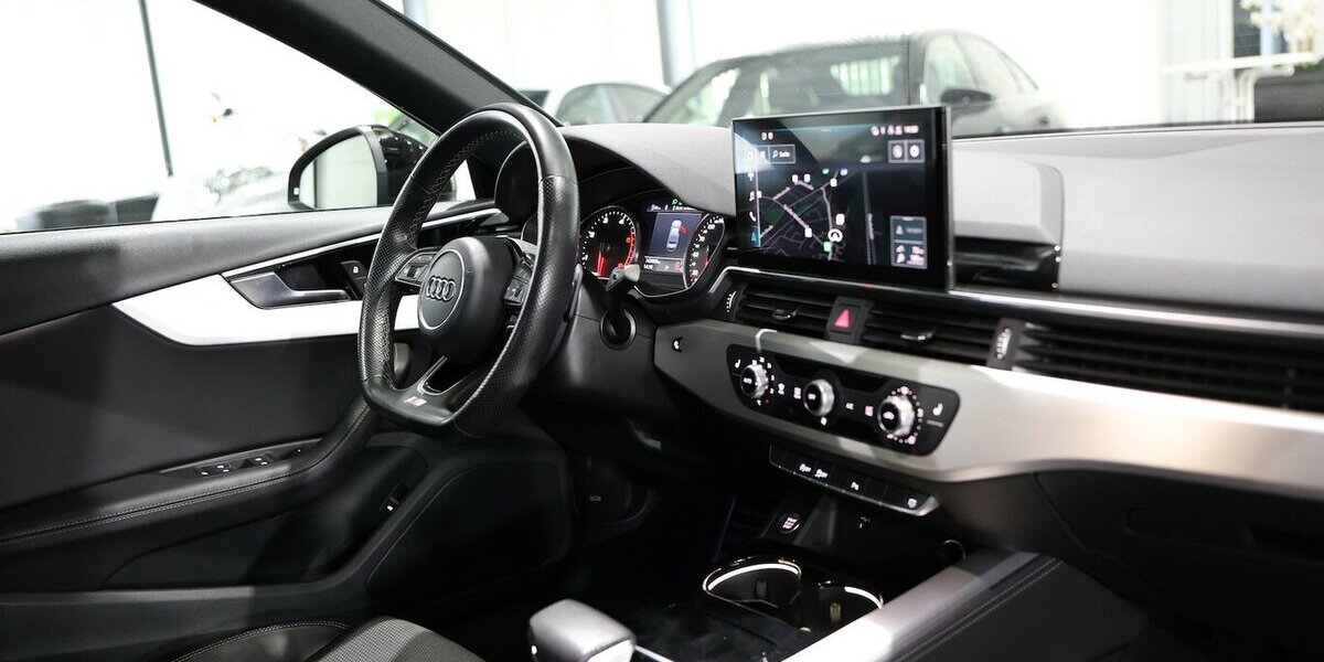 Audi A4 LIMOUSINE 30 TDI ADVANCED S-LINE SPORT / LED 143.000 km 22.777 &euro; Hamm 59077
