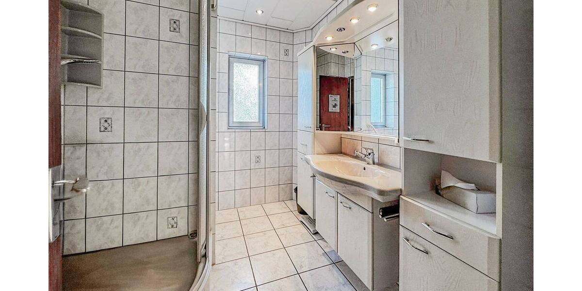 Mehrfamilienhaus, Wohnhaus Dortmund Wellinghofen - 9 Zimmer, 176 m&sup2;, 450.000&euro; | Angebot:26228556