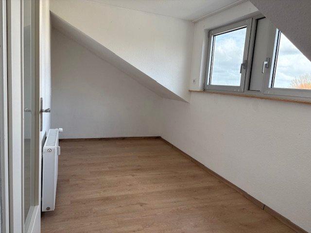 Etagenwohnung Holzwickede - 3.5 Zimmer, 93 m&sup2;, 880&euro; | Angebot:26254905