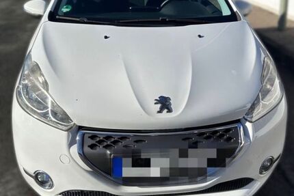 Peugeot 208 109.888 km 5.500 &euro; Dortmund 44379