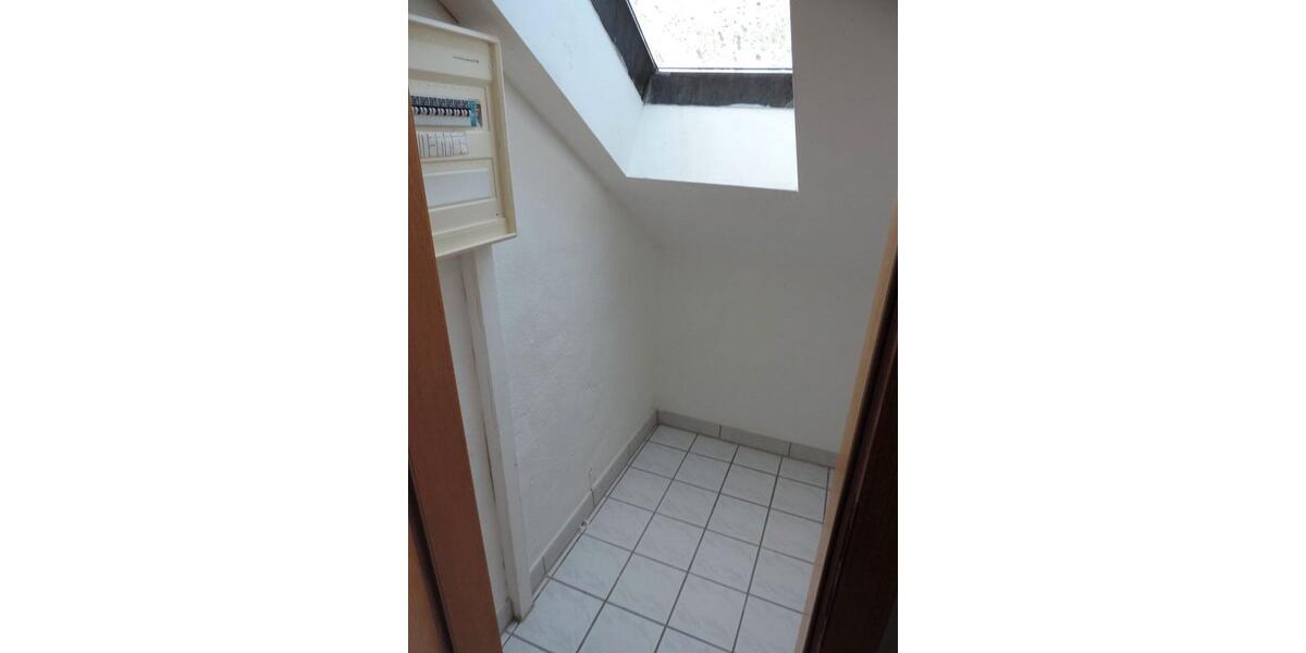Dachgeschoßwohnung Dortmund Hombruch - 2 Zimmer, 75 m&sup2;, 560&euro; | Angebot:26298784