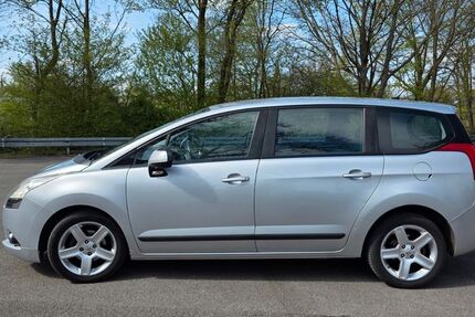 Peugeot 5008 203.450 km 4.500 &euro; bochum 44803