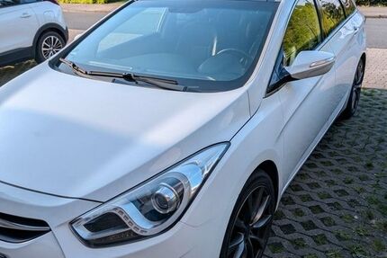 Hyundai i40 249.000 km 5.299 &euro; Lünen 44532