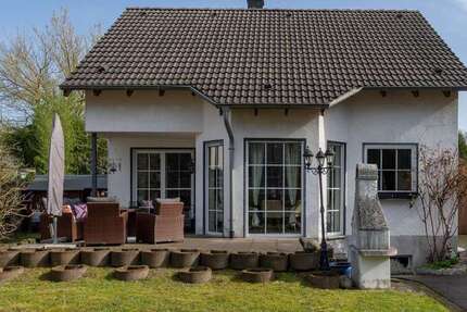 Haus Lünen Alstedde - 4 Zimmer, 106 m&sup2;, 450.000&euro; | Angebot:26007768