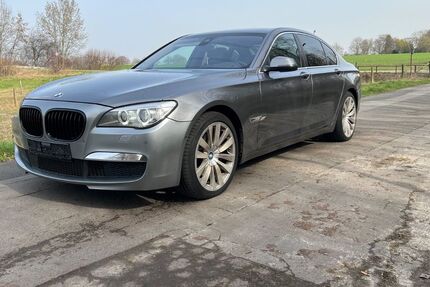 BMW 730 245.000 km 13.500 &euro; Dortmund 44149