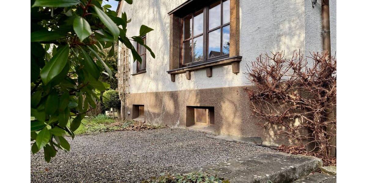 Einfamilienhaus Menden Mitte - 5 Zimmer, 105 m&sup2;, 198.000&euro; | Angebot:26108178