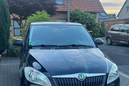 Skoda Fabia 74.000 km 4.999 &euro; Kamen 59174
